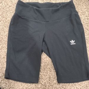 Ribbed Adidas biker shorts